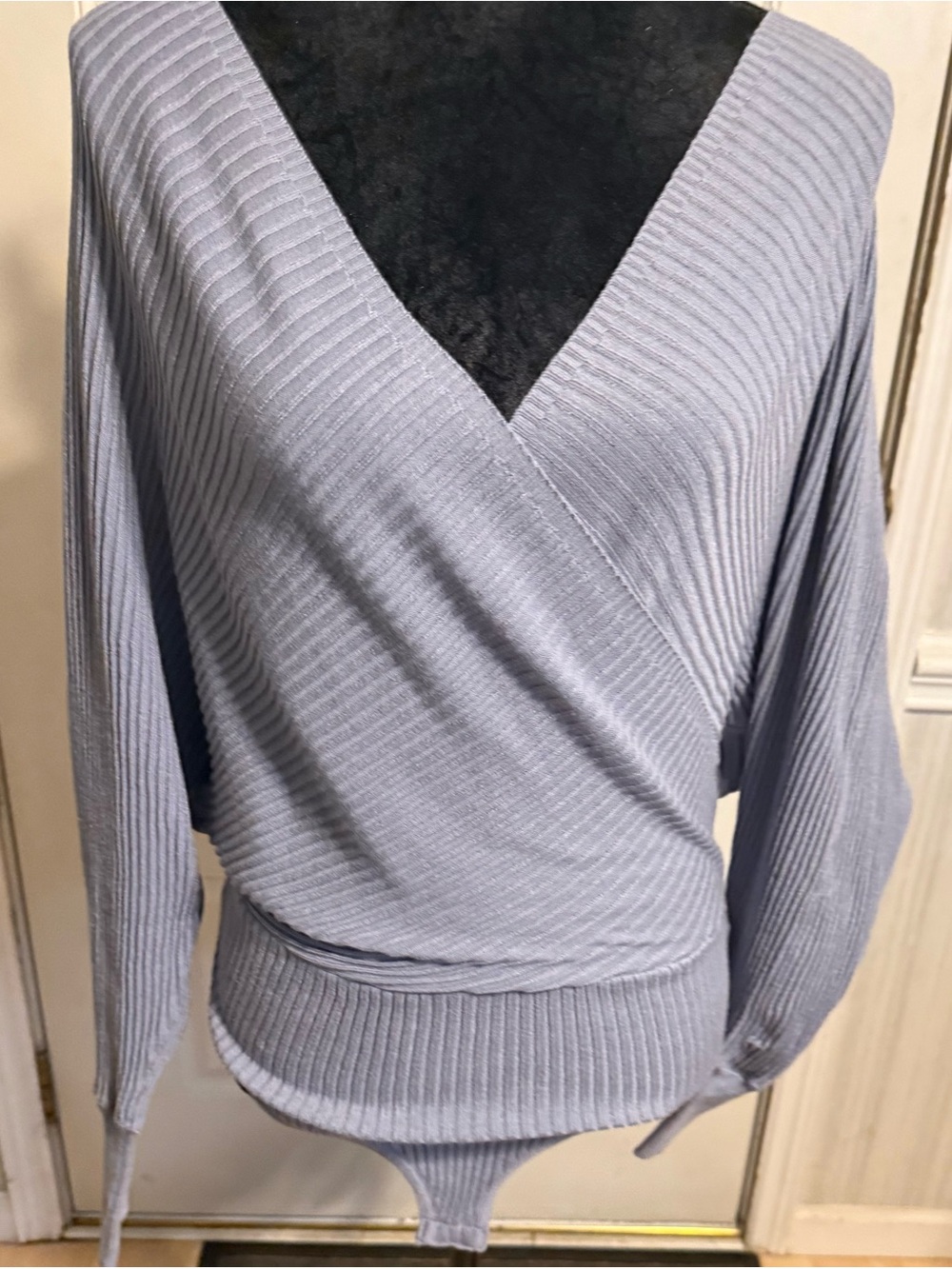 Off-Shoulder Ribbed Knit Sweater Top - Picture 5 of 8